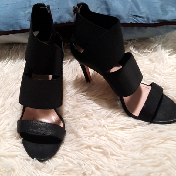 Vince Camuto Shoes - Vince Camuto Shoes